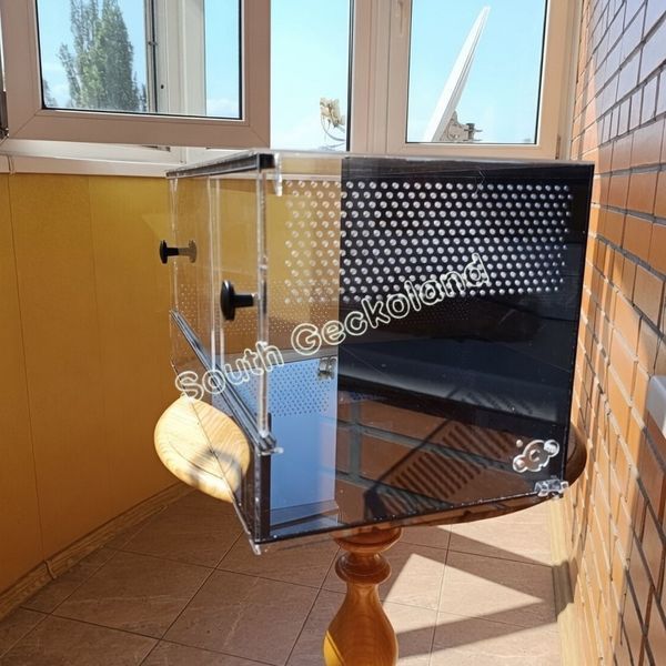 Тераріум з оргскла 60*30*30см з чорним дном та фоном акриловий з проточною вентиляцією для геконів і змій з чорним фоном 1600L-ZP-030 фото