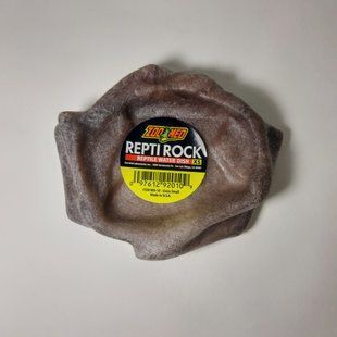 Напувалка-годівниця XS для рептилій Zoo Med Repti Rock Water Dish коричнева 715W-MG-039 фото